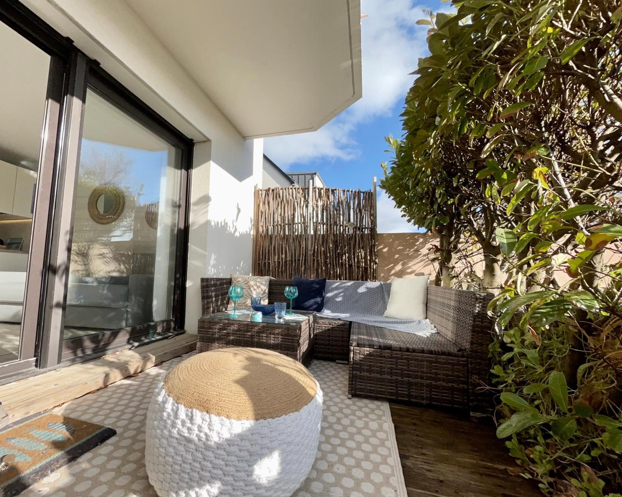 Le Nid Douillet, Studio Avec Terrasse Et Parking A 400M Des Plages Larmor-Plage Luaran gambar